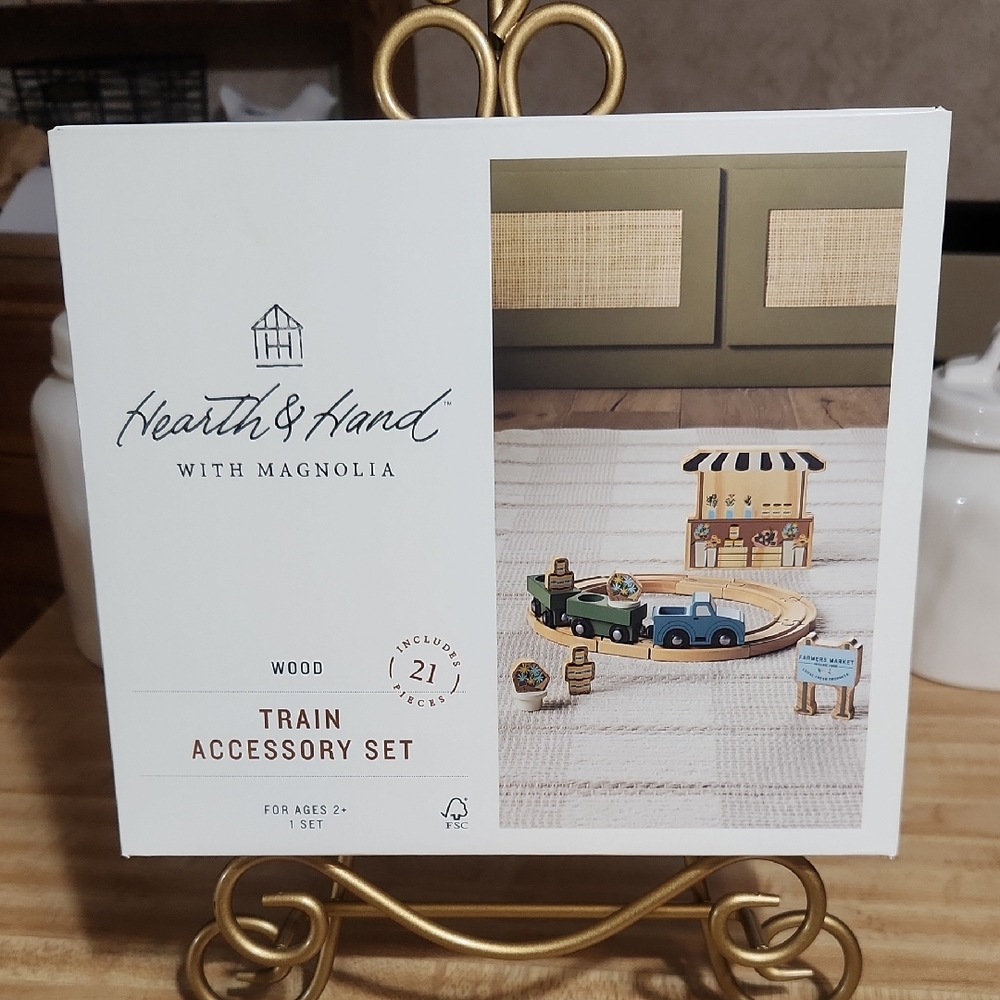 HEARTH&HAND W/ MAGNOLIA WOD TRAIN SET